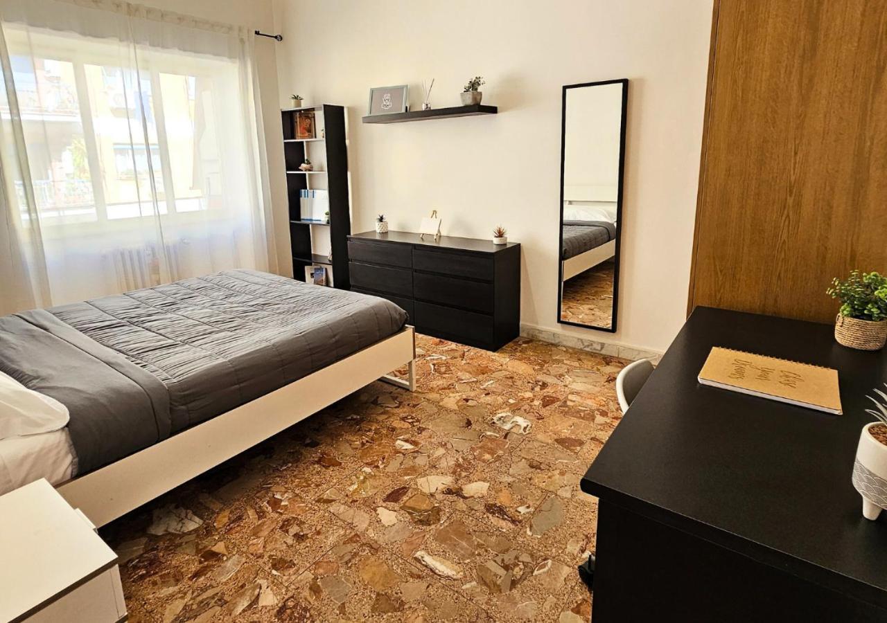 Urban Street Apartment Roma ภายนอก รูปภาพ
