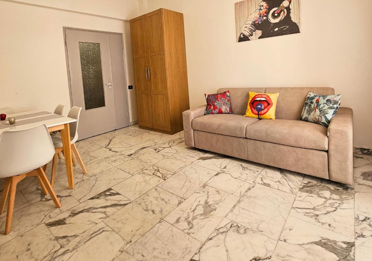 Urban Street Apartment Roma ภายนอก รูปภาพ